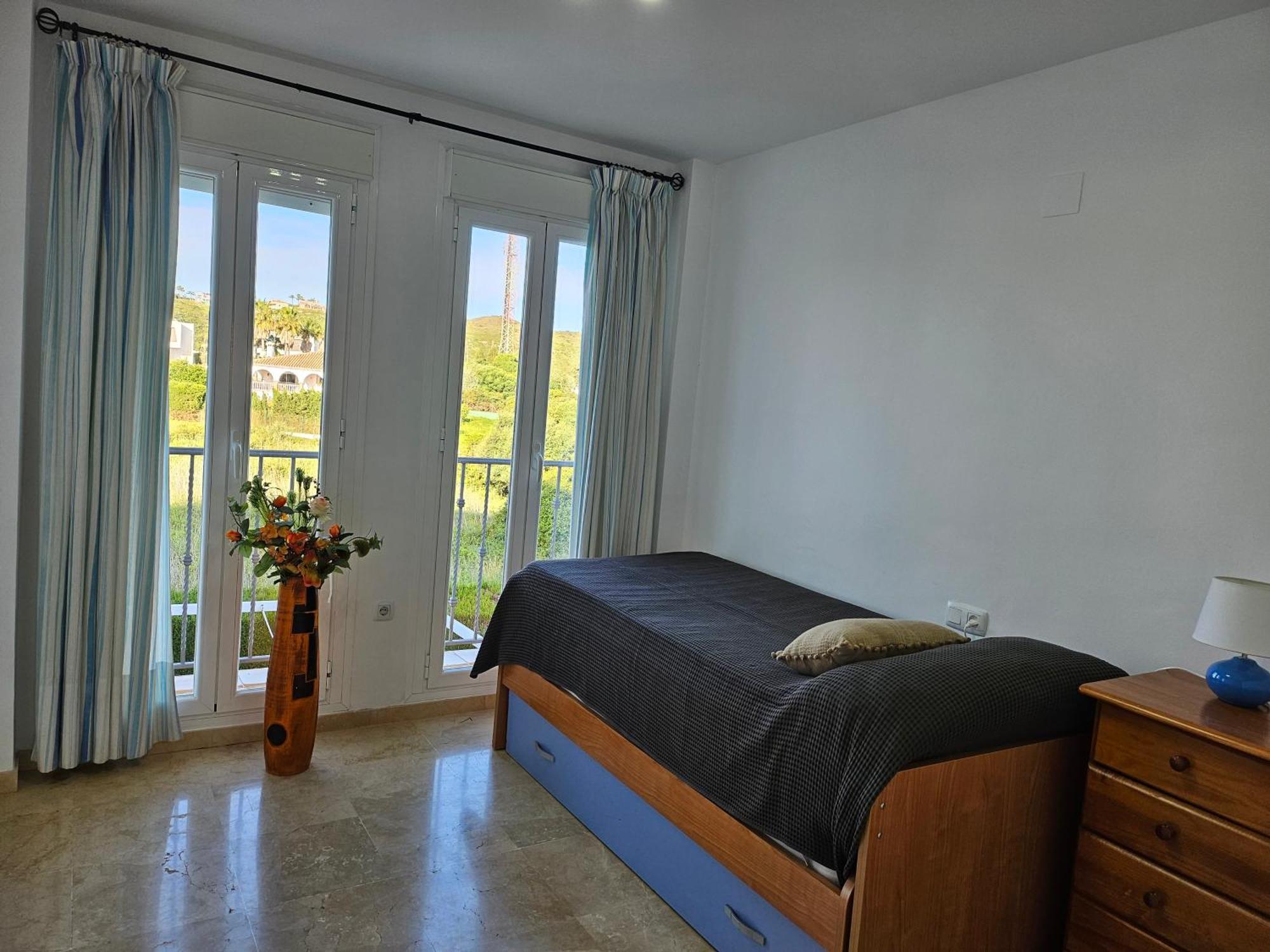 3 Bedrooms With Pool & Parking, Close To Sea And Gibraltar Manilva Exterior photo